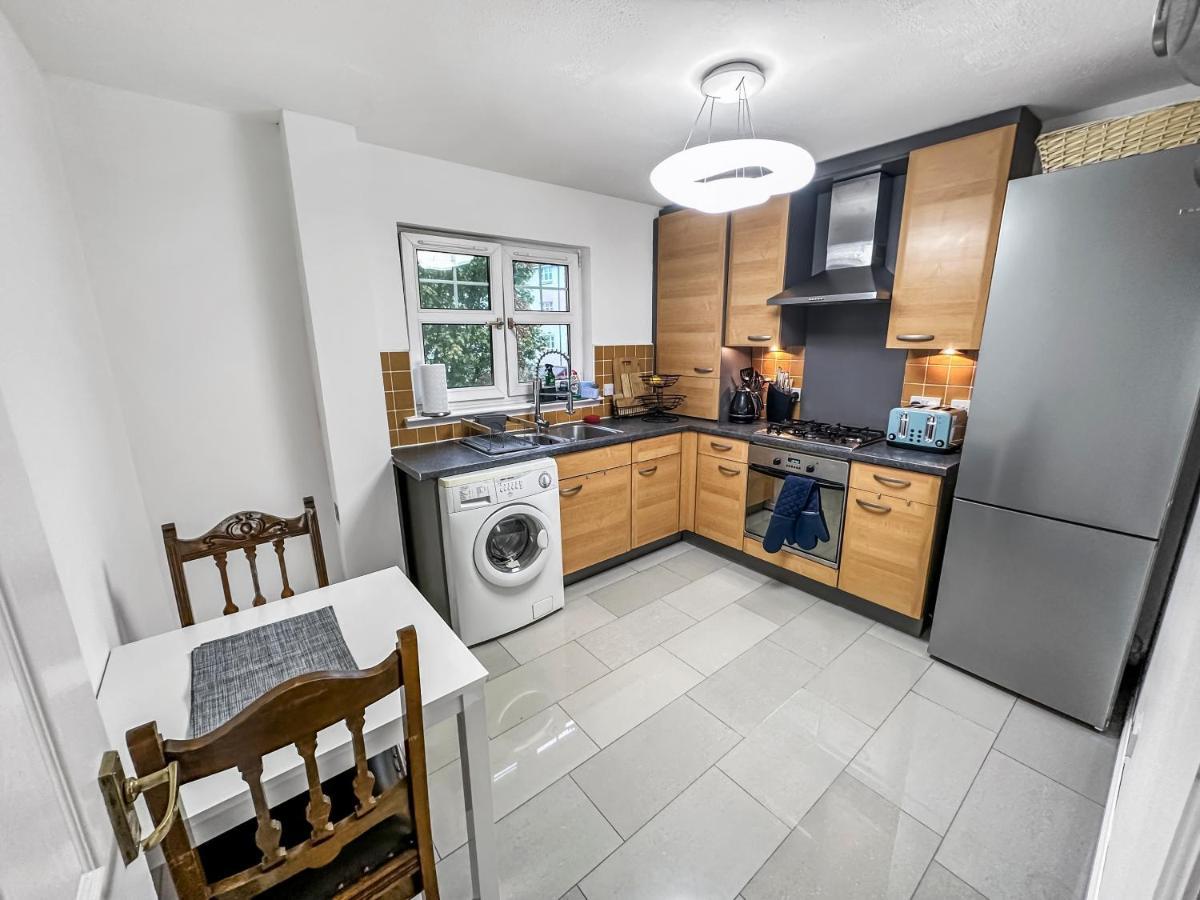 Comfortable 2 Bedroom Flat In The City Centre Эдинбург Экстерьер фото