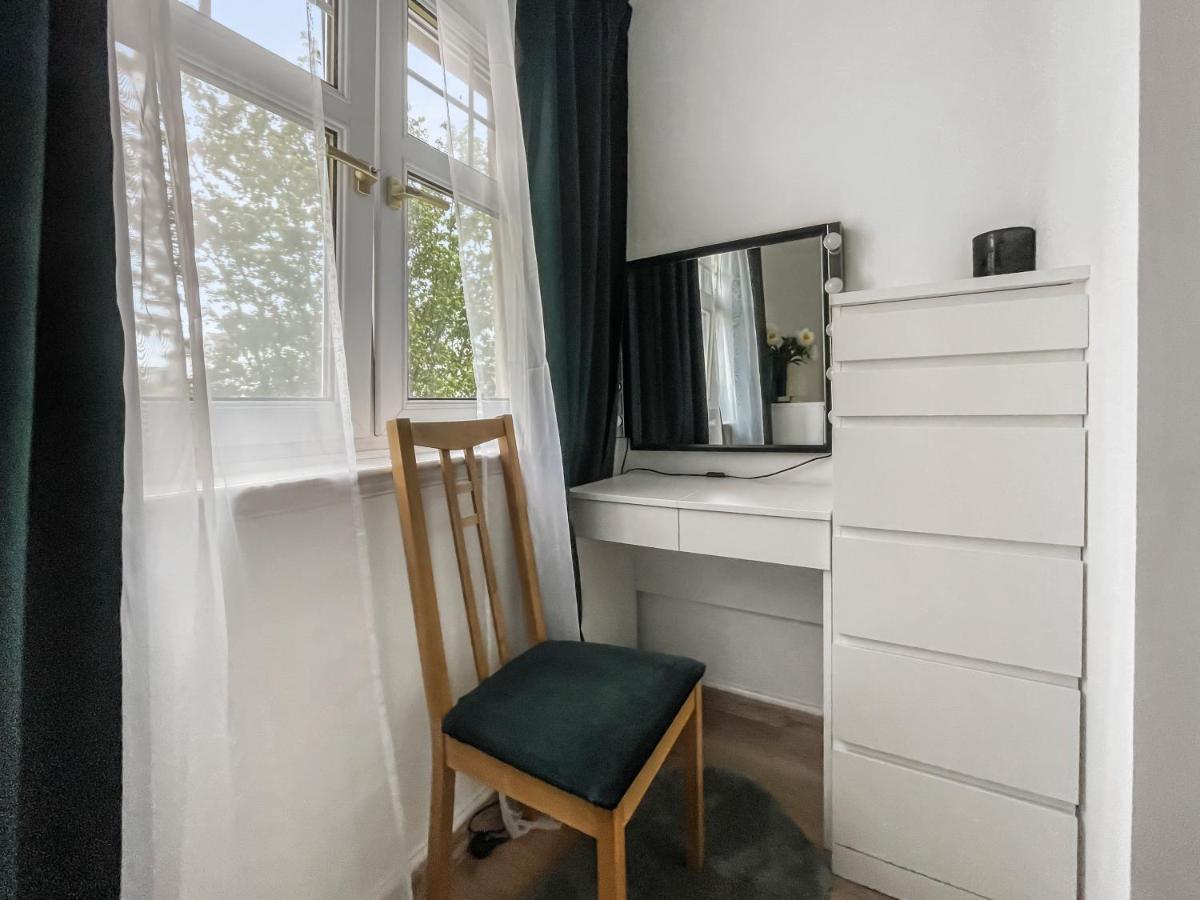 Comfortable 2 Bedroom Flat In The City Centre Эдинбург Экстерьер фото